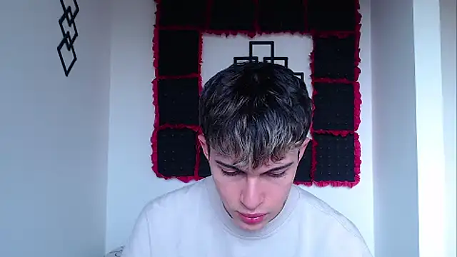 Snapshot of john_vichenso chatting on February 10, 2026, 8:08 pm john vichenso online show from February 10, 2026, 8:08 pm