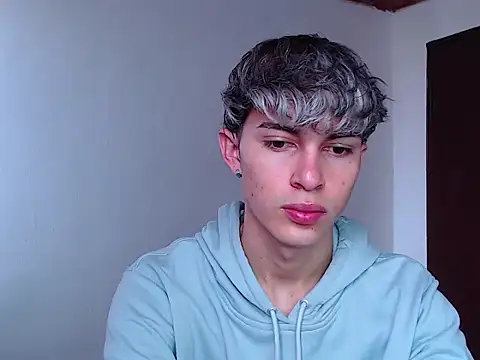 john vichenso online show from October 19, 2025, 4:54 pm