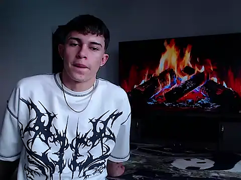 Snapshot of john_vichenso chatting on March 6, 2026, 8:15 pm john vichenso online show from March 6, 2026, 8:15 pm