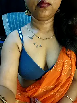 Sexy juhee online show from April 22, 2026, 5:20 pm
