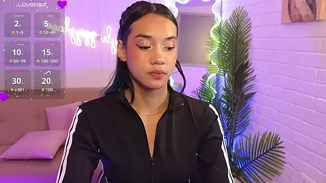 artemiss tay online show from October 18, 2025, 7:16 pm