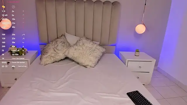 Dani rosse  online show from September 30, 2025, 12:44 pm