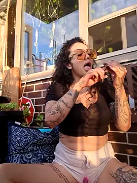 Av3ryyBe3 online show from June 17, 2026, 12:11 am