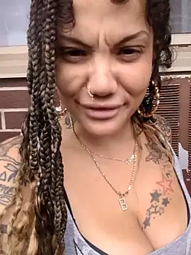 Av3ryyBe3 online show from July 7, 2026, 4:10 pm