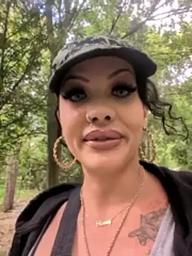 Av3ryyBe3 online show from June 6, 2026, 9:20 pm