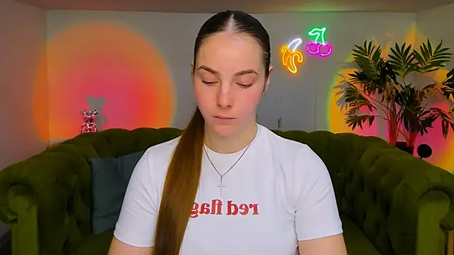 rad rebel  online show from November 14, 2025, 1:15 pm