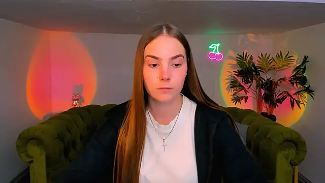 rad rebel  online show from September 28, 2025, 8:05 pm