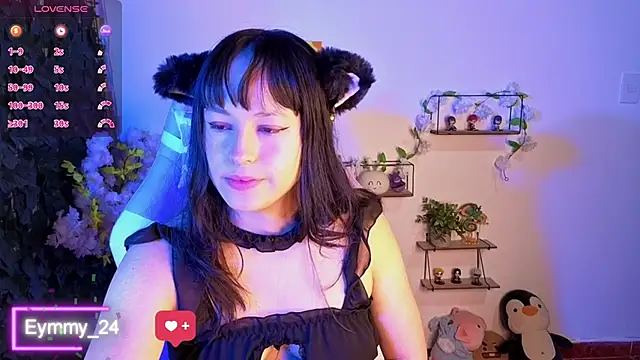 Snapshot of Eymmy_24 chatting on March 12, 2026, 1:44 am Eymmy 24 online show from March 12, 2026, 1:44 am