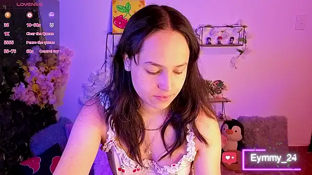 Snapshot of Eymmy_24 chatting on February 9, 2026, 3:26 am Eymmy 24 online show from February 9, 2026, 3:26 am