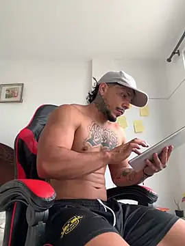 DeimonOficial online show from October 15, 2025, 7:55 pm