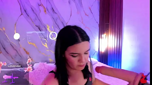 Snapshot of alicecute77 chatting on March 14, 2026, 2:17 am alicecute77 online show from March 14, 2026, 2:17 am