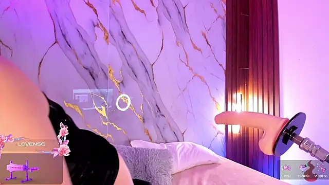 Snapshot of alicecute77 chatting on February 19, 2026, 2:30 am alicecute77 online show from February 19, 2026, 2:30 am