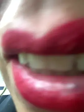 Snapshot of SweetCatheryne chatting on August 3, 2026, 10:25 pm SweetCatheryne online show from August 3, 2026, 10:25 pm