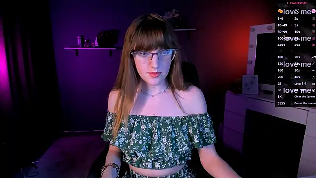 ava mystic  online show from September 18, 2025, 7:39 pm