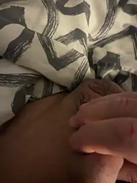 elvergon2023 online show from March 24, 2026, 3:28 am