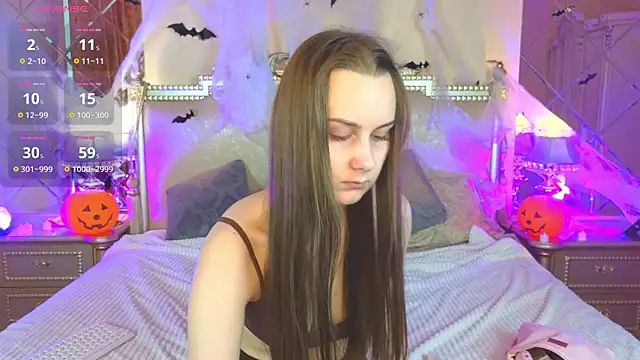 Kelly Cartier online show from October 21, 2025, 12:15 pm