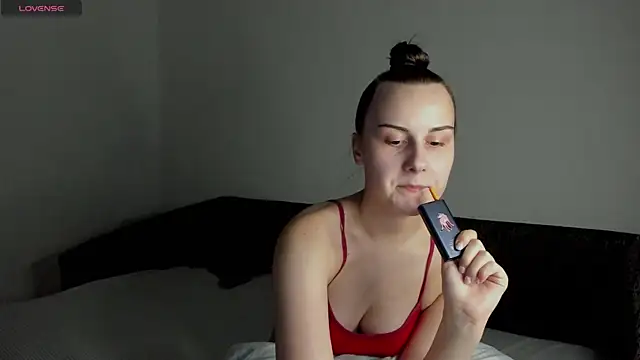 Snapshot of Kelly_Cartier chatting on June 21, 2026, 5:41 pm Kelly Cartier online show from June 21, 2026, 5:41 pm