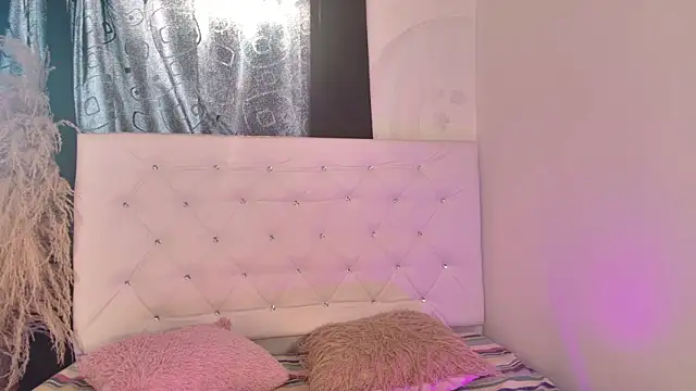 tatixxxvega online show from March 14, 2026, 12:55 pm