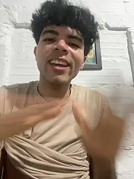 Axel-Mejia online show from June 22, 2026, 3:25 am