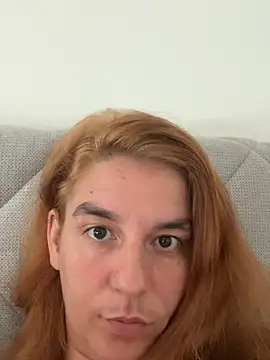hottyFcup online show from June 19, 2026, 5:57 am