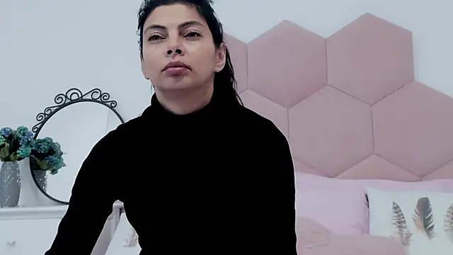 LadyLiia online show from February 19, 2025, 5:05 am