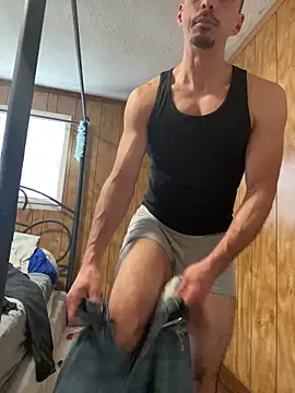 Snapshot of SlimSexxxy69 chatting on March 6, 2026, 6:58 pm SlimSexxxy69 online show from March 6, 2026, 6:58 pm