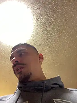 Snapshot of SlimSexxxy69 chatting on March 1, 2026, 11:21 am SlimSexxxy69 online show from March 1, 2026, 11:21 am