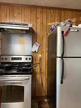 Snapshot of SlimSexxxy69 chatting on February 13, 2026, 1:44 pm SlimSexxxy69 online show from February 13, 2026, 1:44 pm