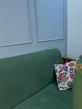 Snapshot of best_couple19 chatting on March 17, 2026, 6:33 pm best couple19 online show from March 17, 2026, 6:33 pm