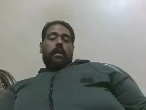 elpoop7305 online show from December 16, 2025, 7:07 pm