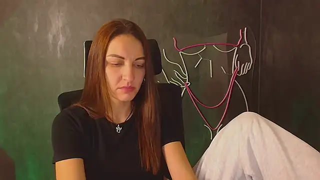 Aurora Loveu online show from October 8, 2025, 9:37 pm