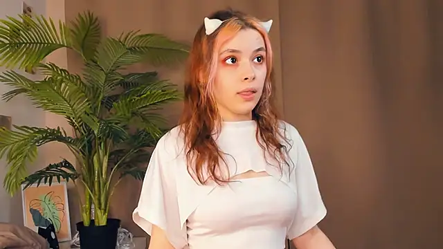 VedaSchulz online show from March 13, 2026, 7:41 pm