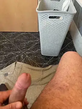 Snapshot of geilheit12 chatting on February 9, 2026, 3:43 pm geilheit12 online show from February 9, 2026, 3:43 pm