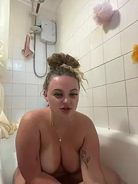 Snapshot of SexySashaxox chatting on July 27, 2026, 7:10 pm SexySashaxox online show from July 27, 2026, 7:10 pm