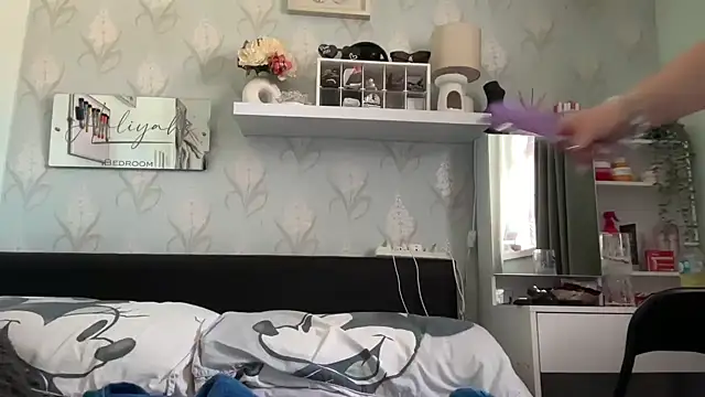 SexySashaxox online show from October 6, 2025, 10:27 am