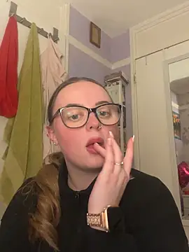 Snapshot of SexySashaxox chatting on March 13, 2026, 7:19 pm SexySashaxox online show from March 13, 2026, 7:19 pm