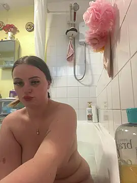 SexySashaxox online show from April 23, 2026, 6:31 pm