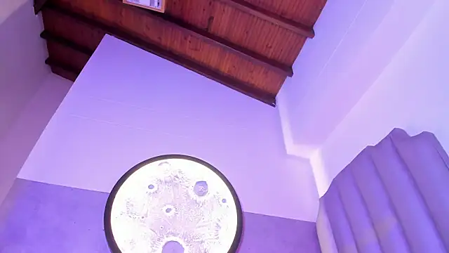 chubby sexy  online show from October 1, 2025, 3:49 pm