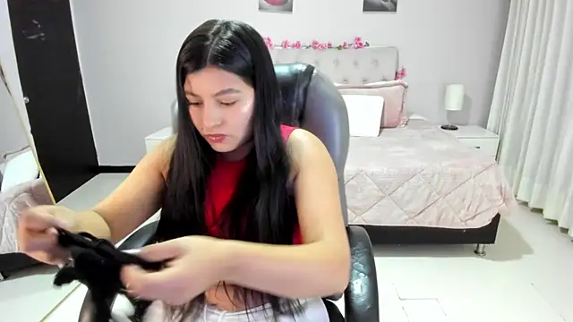 Miss Cataleya   online show from August 6, 2026, 11:38 am