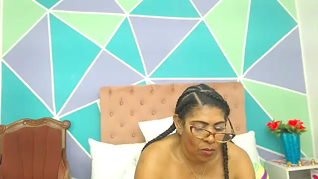 Morenaza6420 online show from June 30, 2026, 9:04 pm
