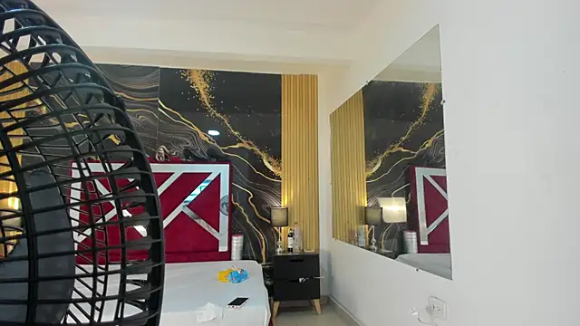 VioletRose as online show from October 30, 2025, 7:22 pm