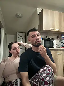 Gold7leonnnn online show from April 15, 2026, 8:31 pm