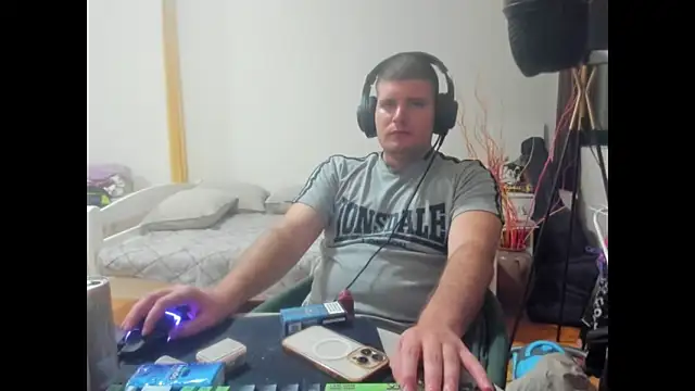 VerbalOverlord online show from April 6, 2026, 11:39 pm