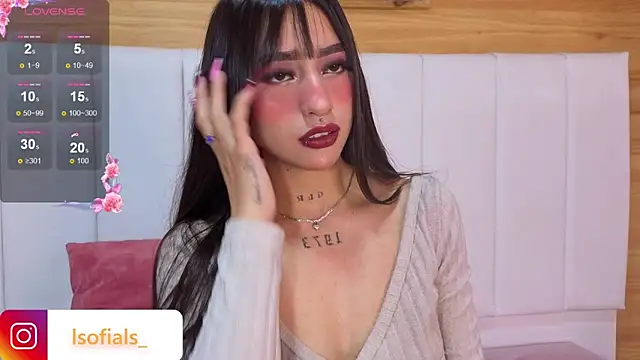 Snapshot of Abril_Velvet_a_ chatting on February 11, 2026, 1:00 pm Abril Velvet a online show from February 11, 2026, 1:00 pm