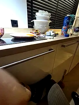 Melody1600 online show from November 8, 2025, 11:08 pm