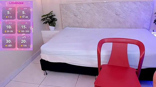 NataliaDream6 online show from November 1, 2025, 4:19 am