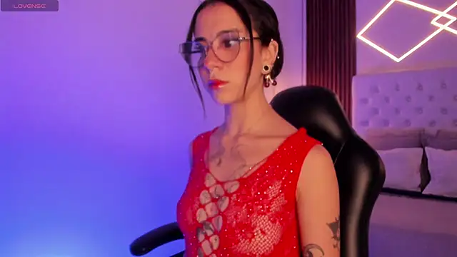 ZamabyCrucie online show from September 17, 2025, 11:40 pm