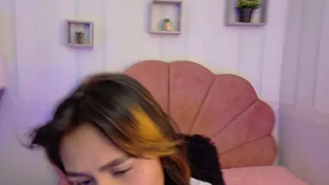 Conejita 420 online show from October 30, 2025, 8:06 pm