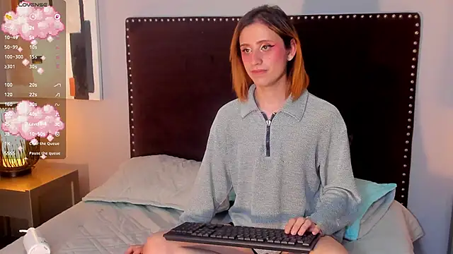 seraphine star online show from February 1, 2026, 11:36 pm