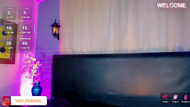 bayolet  online show from October 8, 2025, 11:34 am